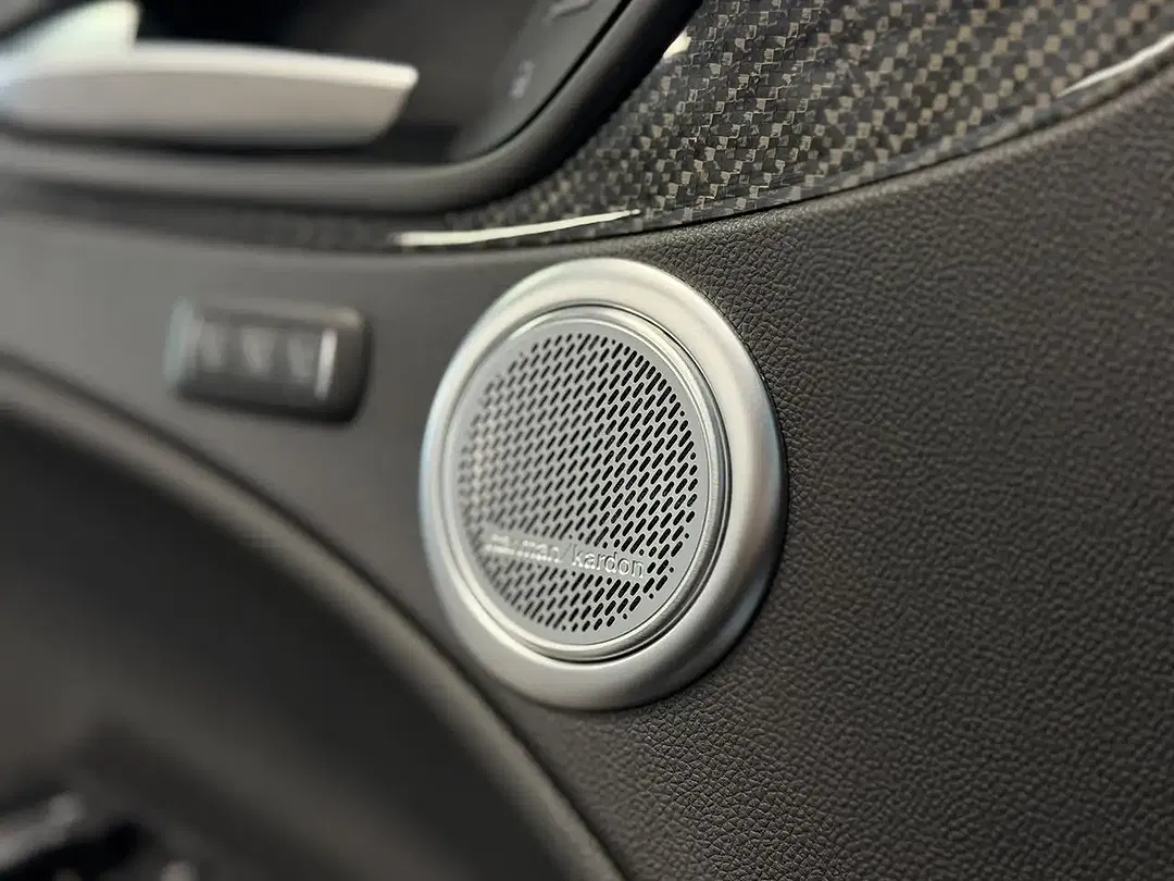 Alfa Romeo Stelvio - Thumbnail 12
