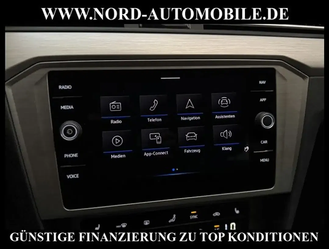 Volkswagen Passat Variant - Thumbnail 23