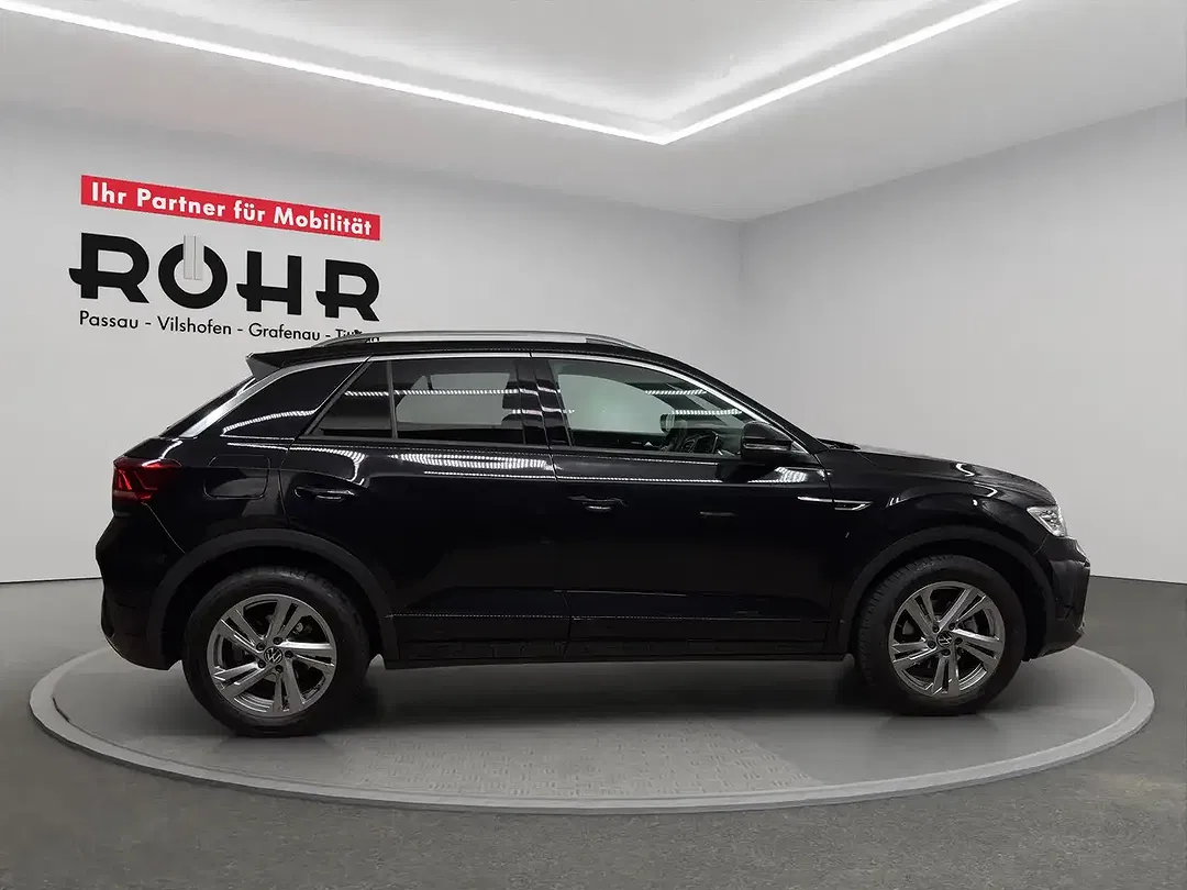 Volkswagen T-Roc - Thumbnail 4