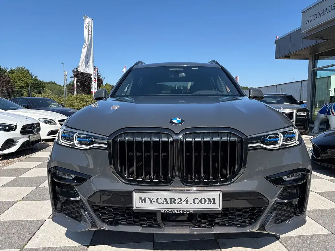 BMW X7 xDrive M Sport - foto 2