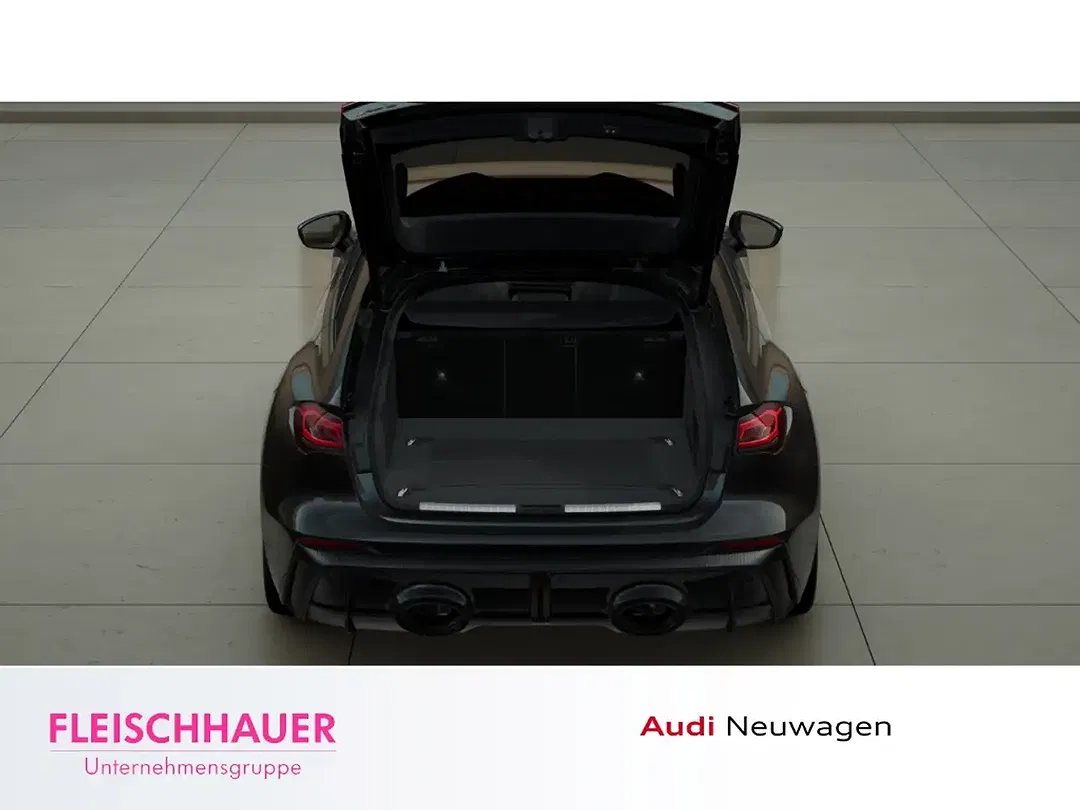 Audi RS5 - Thumbnail 4