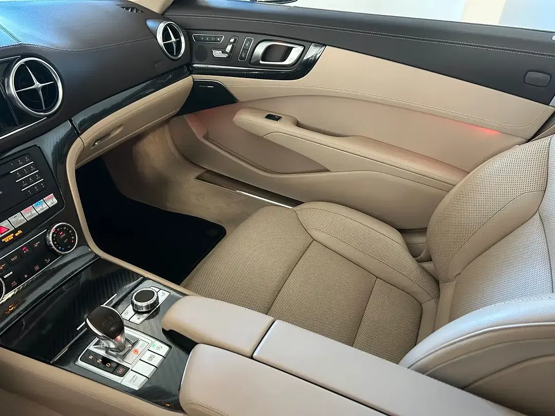 Mercedes-Benz SL 400 AMG Style - foto 8