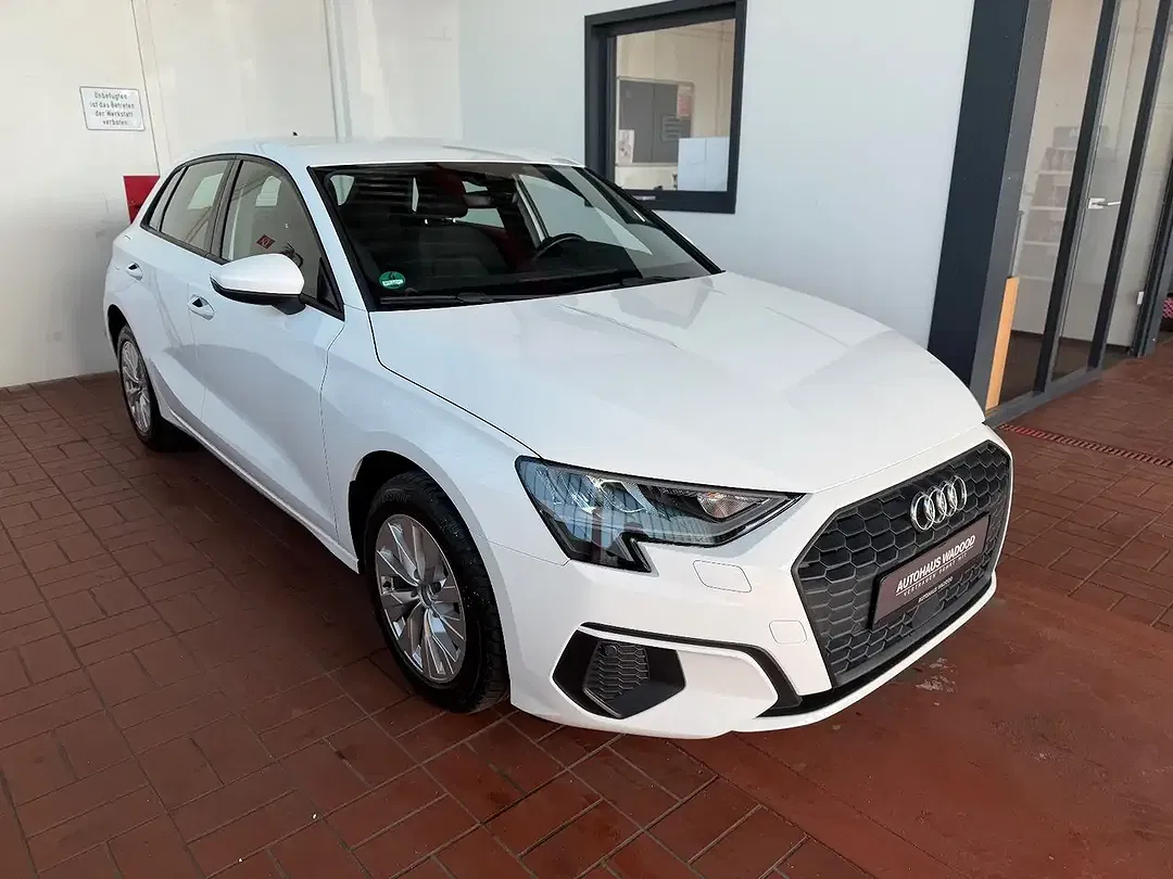 Audi A3 40 TFSI e S tronic Sportback - foto 1