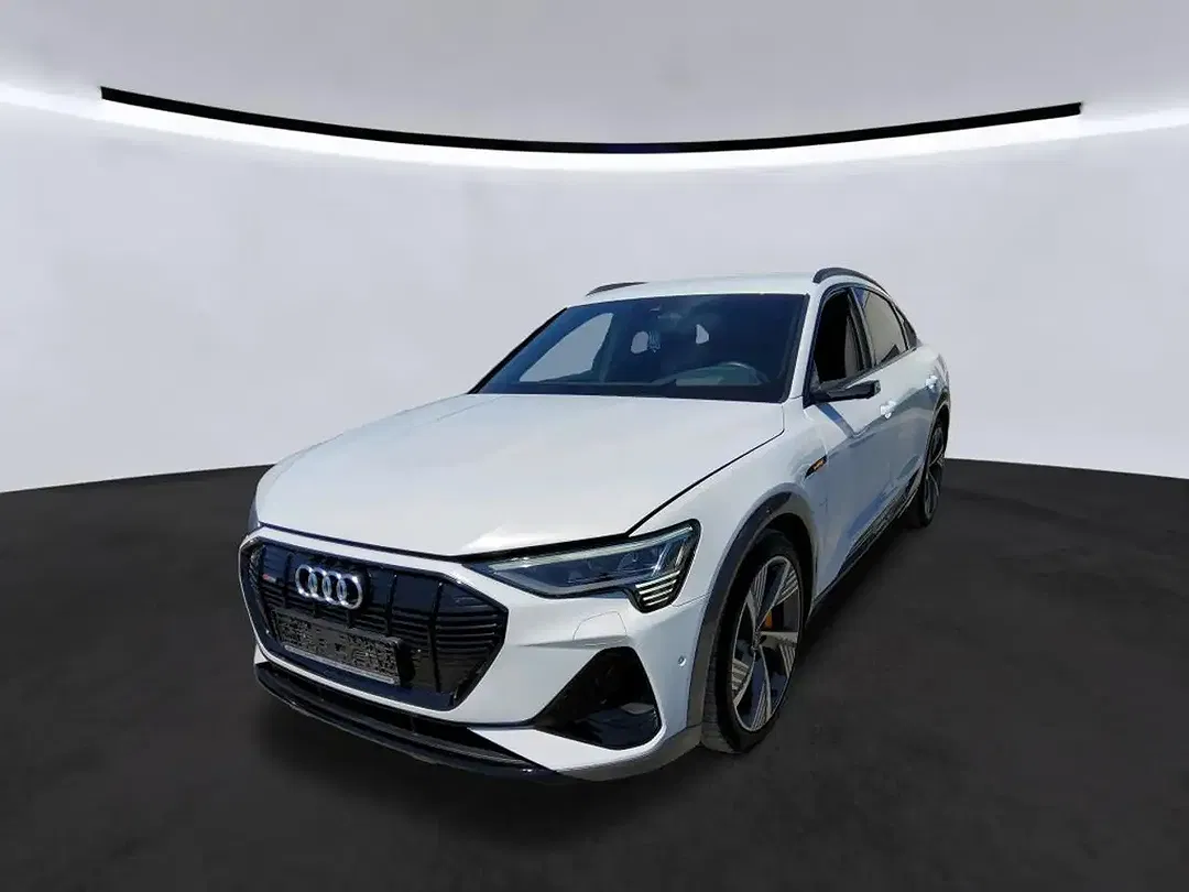 Audi e-tron - Thumbnail 2