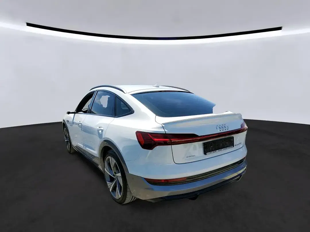 Audi e-tron - Thumbnail 5