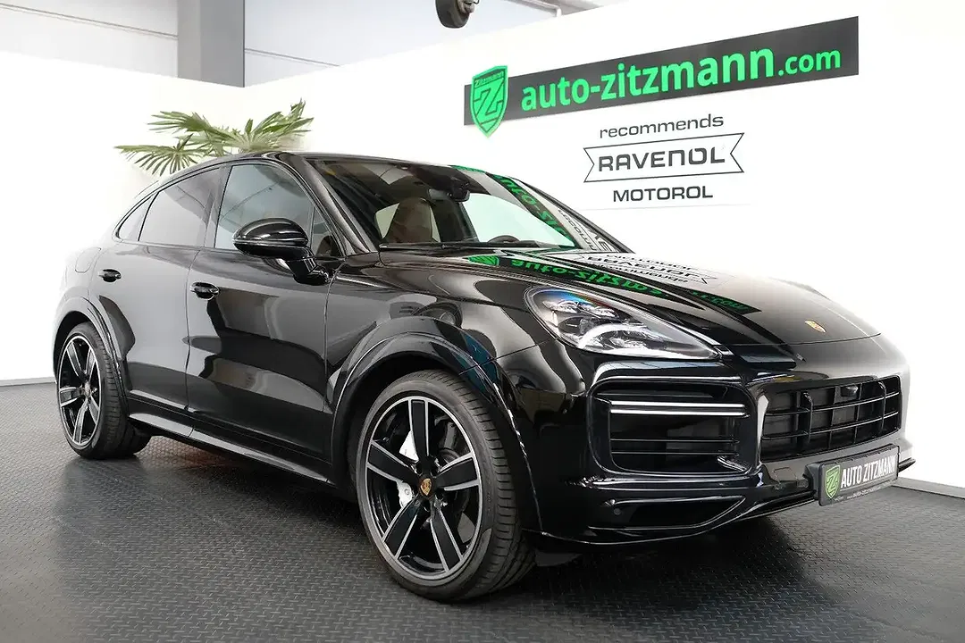 Porsche Cayenne - Thumbnail 1