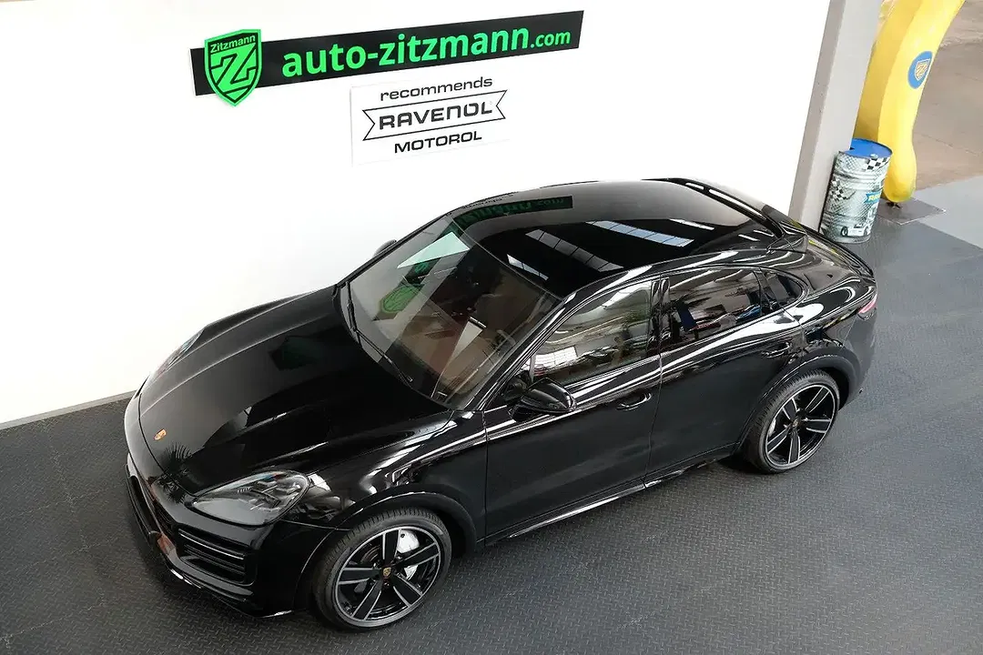 Porsche Cayenne - Thumbnail 10