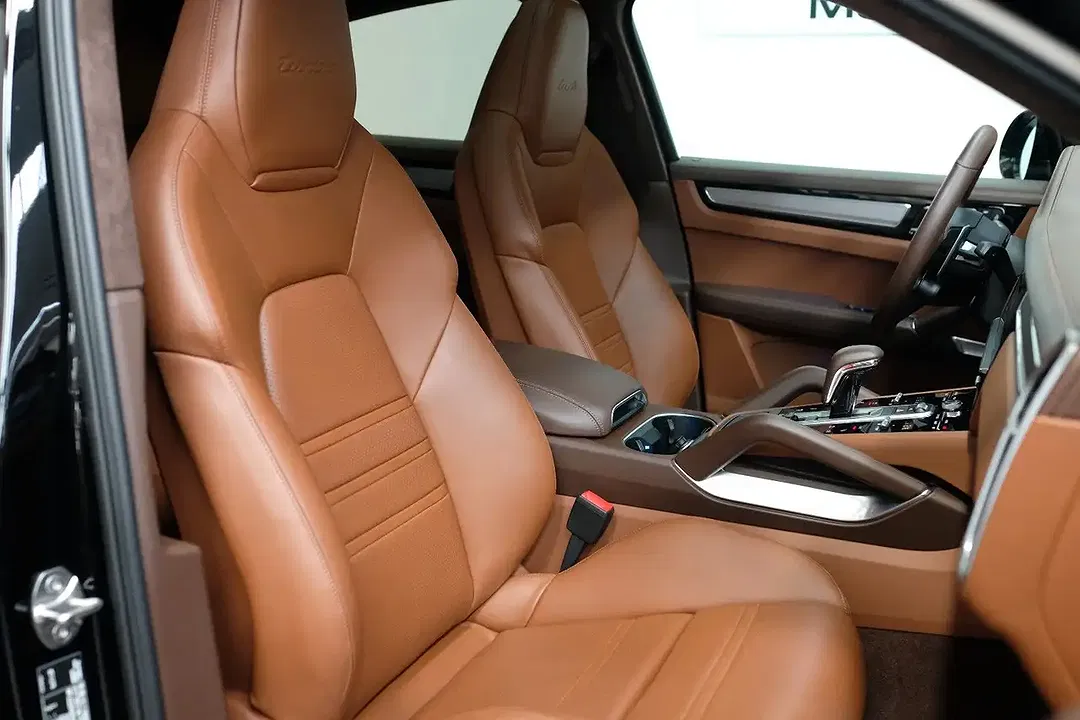 Porsche Cayenne - Thumbnail 14