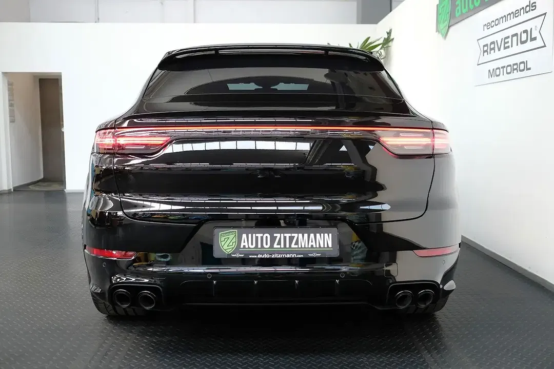 Porsche Cayenne - Thumbnail 7