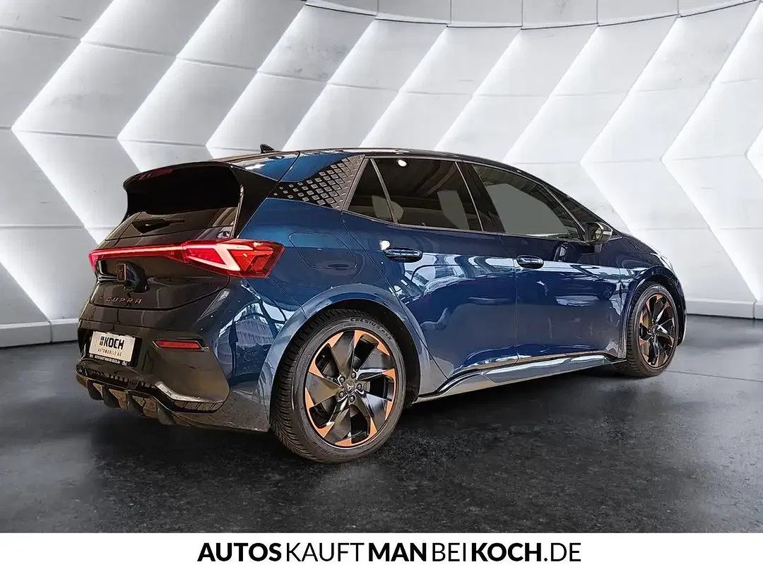 CUPRA Born - Thumbnail 3