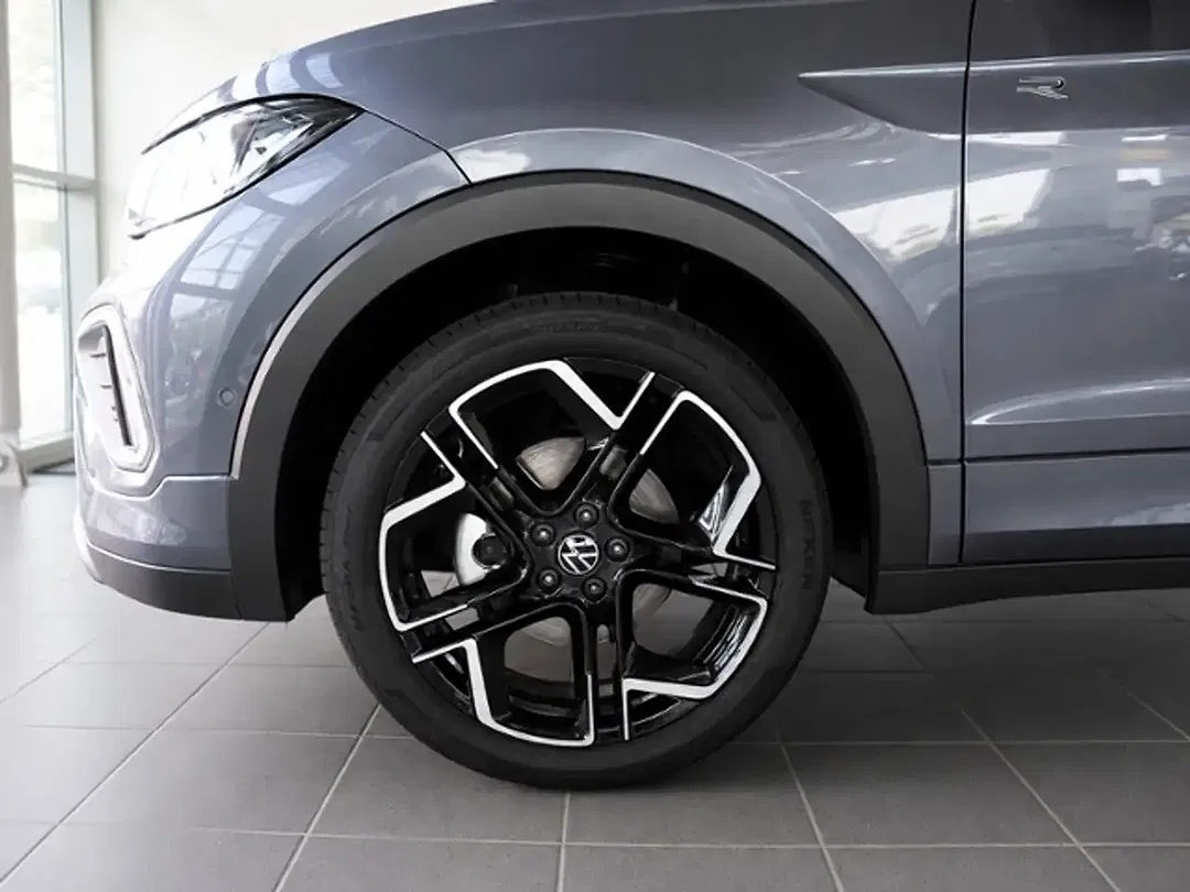 Volkswagen T-Cross - Thumbnail 12
