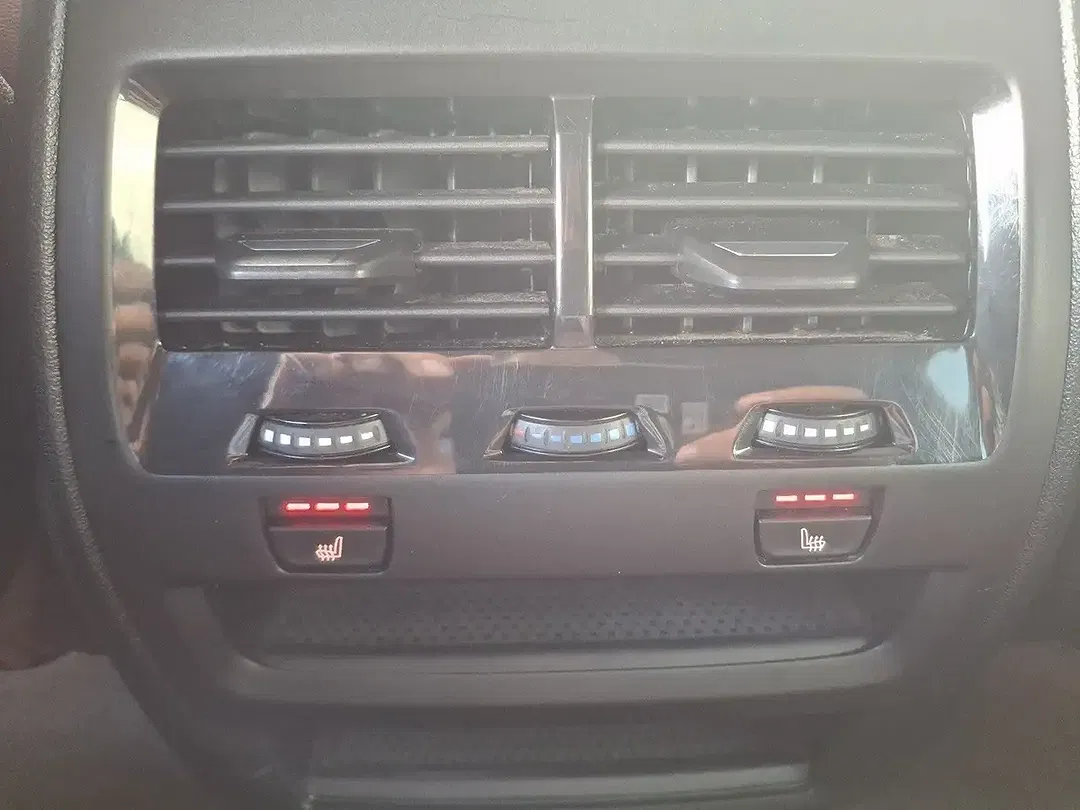 BMW X5 M - Thumbnail 13