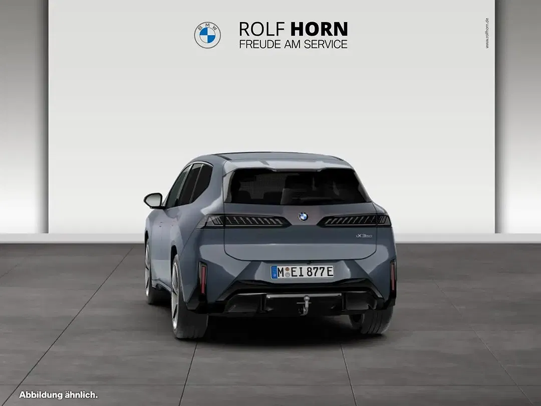 BMW iX3 - Thumbnail 6