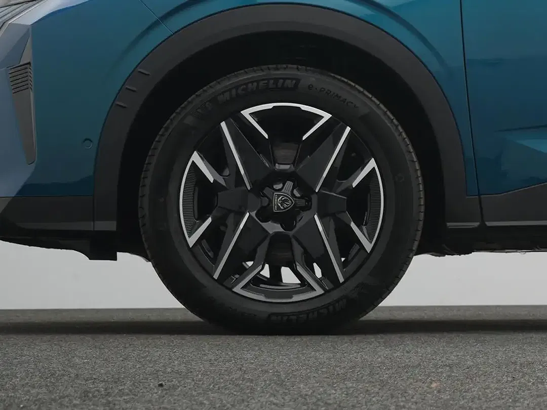 Peugeot 3008 - Thumbnail 5