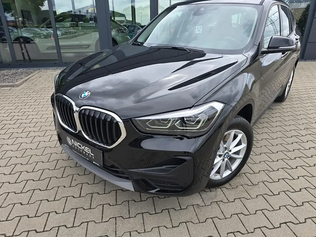 BMW X1 - Thumbnail 2