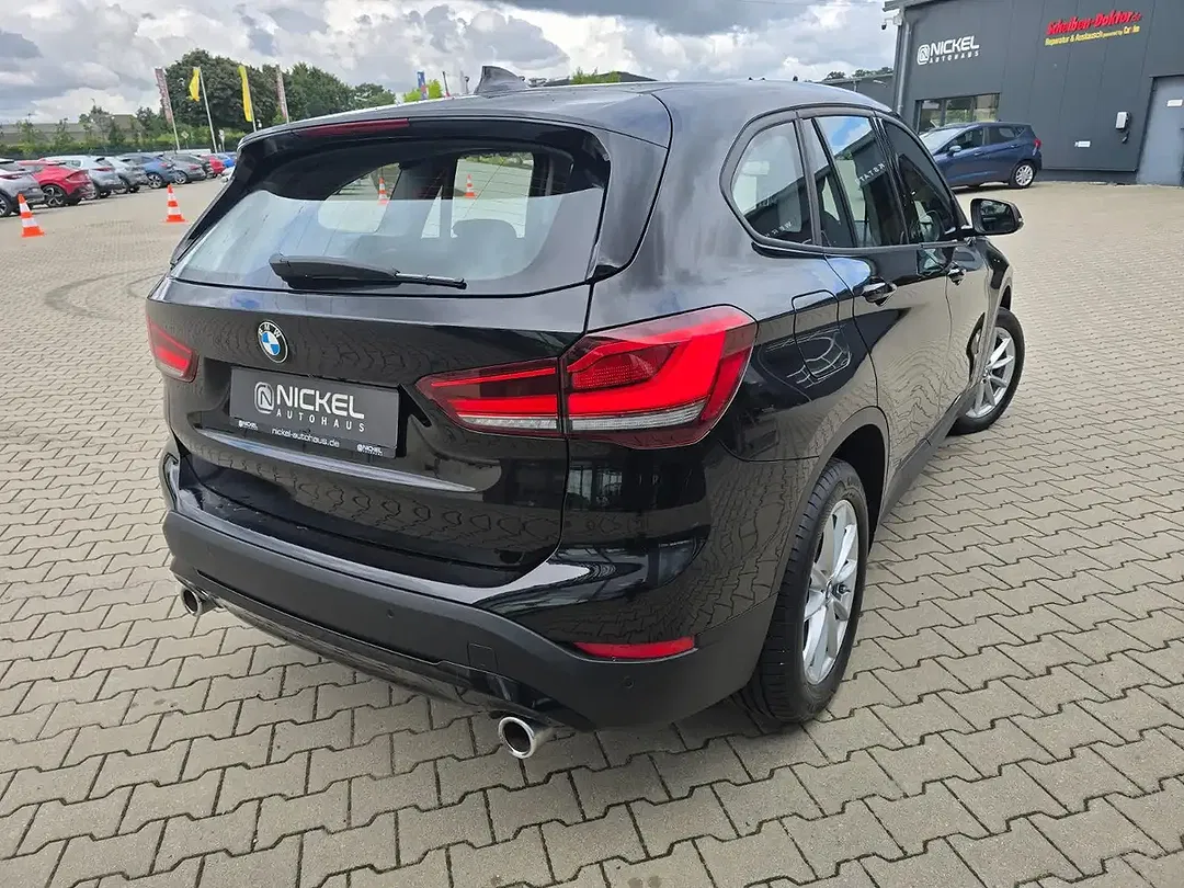 BMW X1 - Thumbnail 8