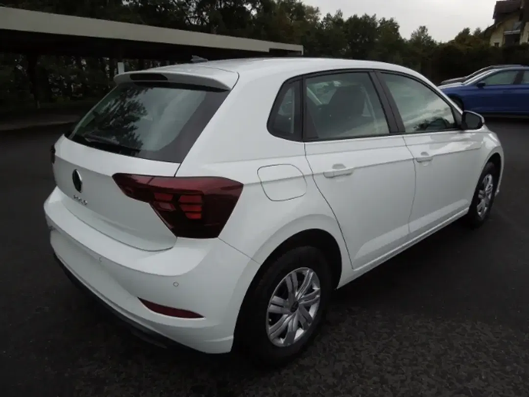 Volkswagen Polo - Thumbnail 4