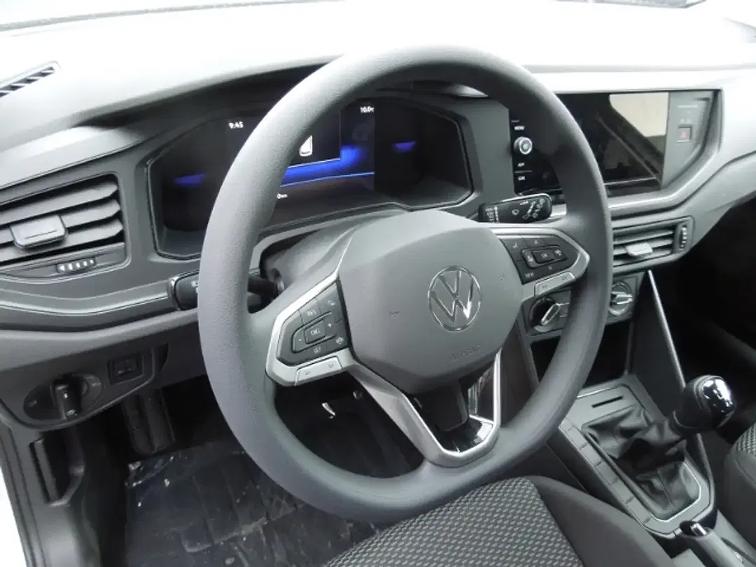 Volkswagen Polo - Thumbnail 6