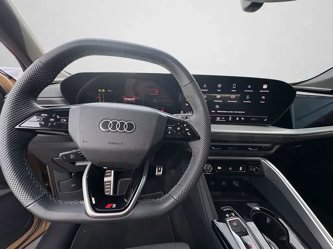 Audi Q5 - Thumbnail 3