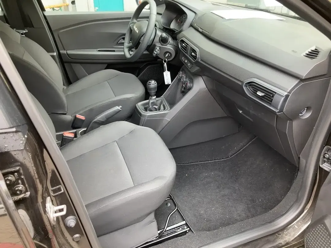 Dacia Sandero - Thumbnail 10