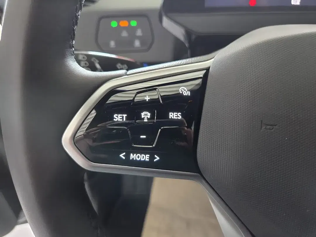 Volkswagen ID.3 - Thumbnail 10