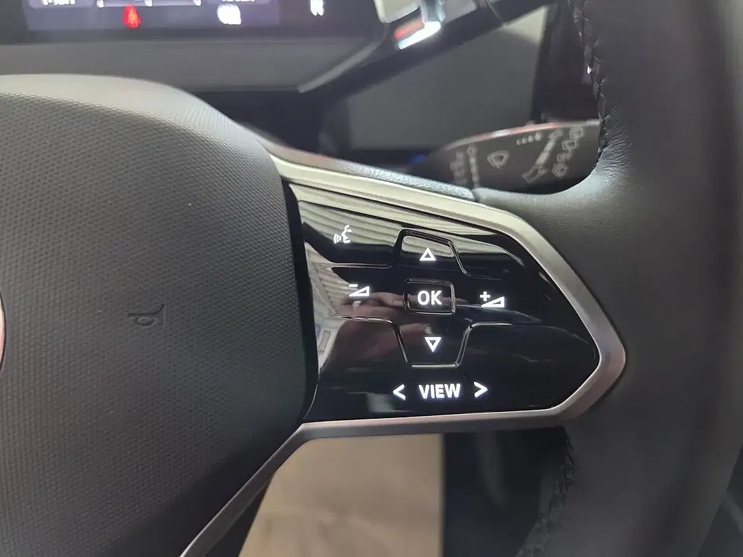 Volkswagen ID.3 - Thumbnail 11