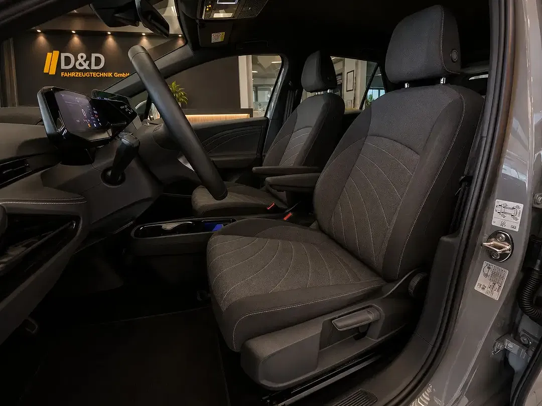 Volkswagen ID.3 - Thumbnail 12