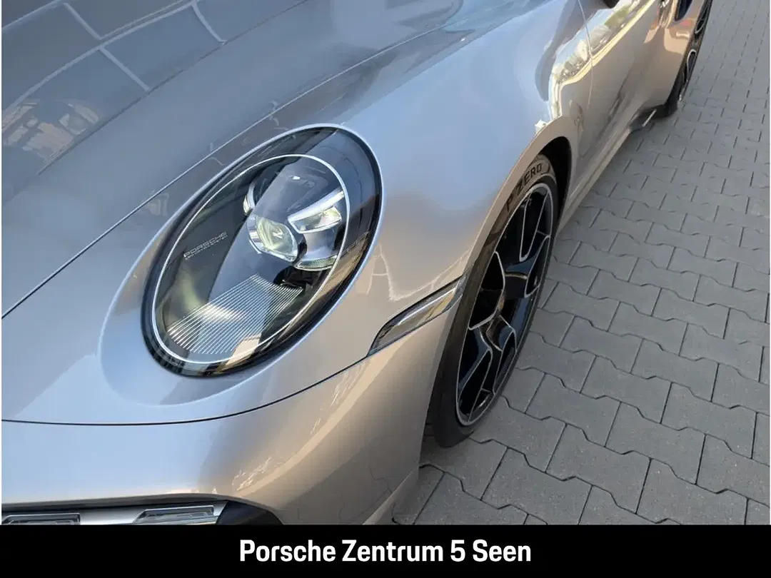 Porsche 992 - Thumbnail 8