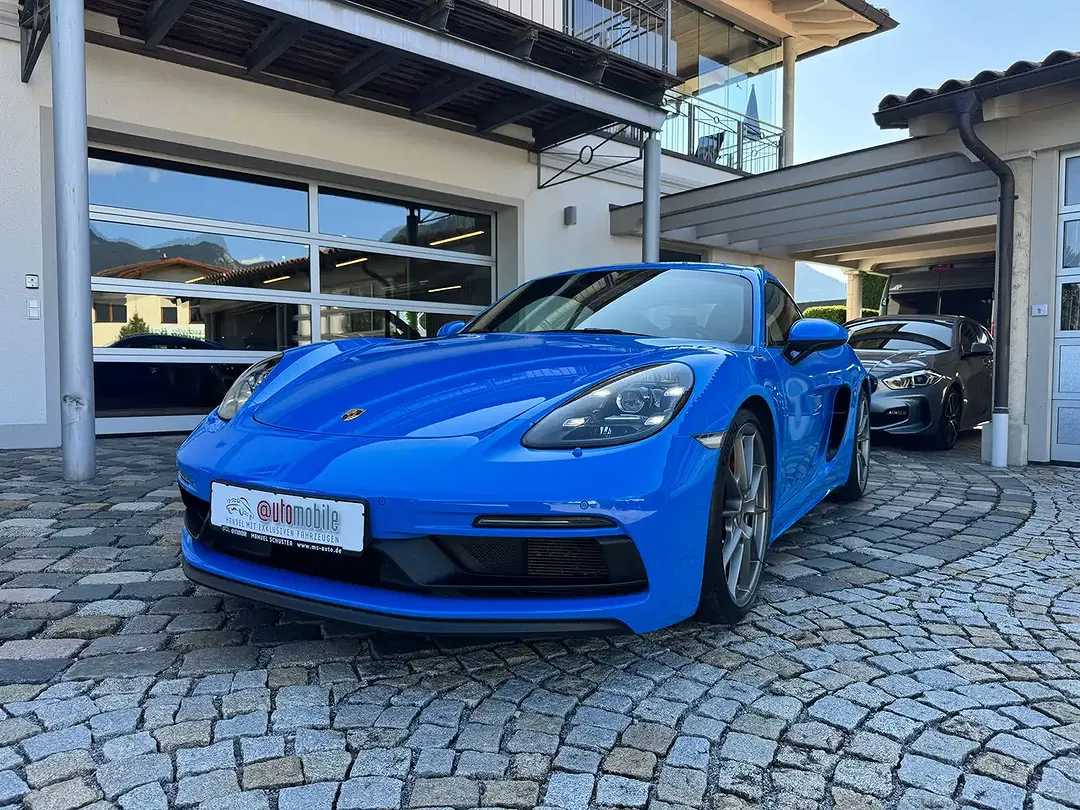 Porsche Cayman - Thumbnail 1