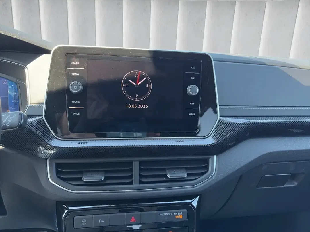 Volkswagen T-Cross - Thumbnail 9