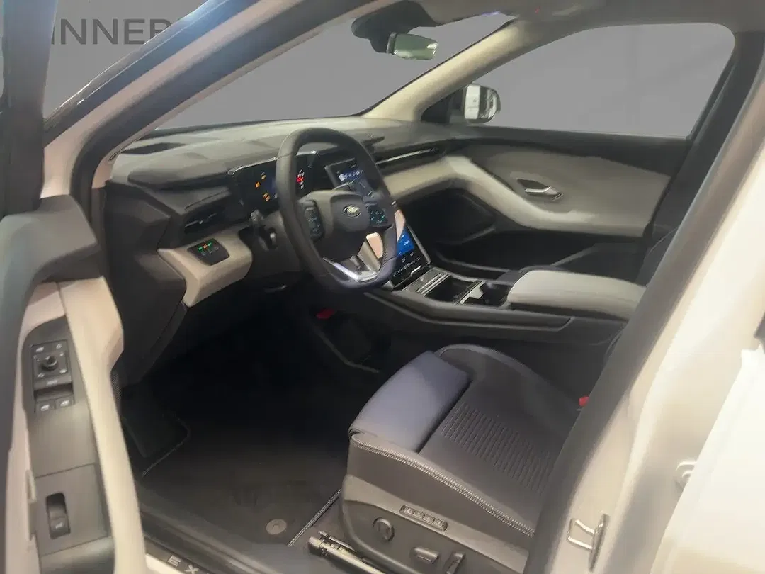 Ford Explorer - Thumbnail 7