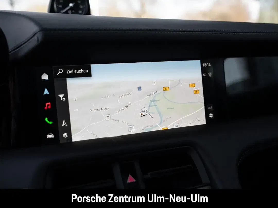 Porsche Taycan - Thumbnail 11
