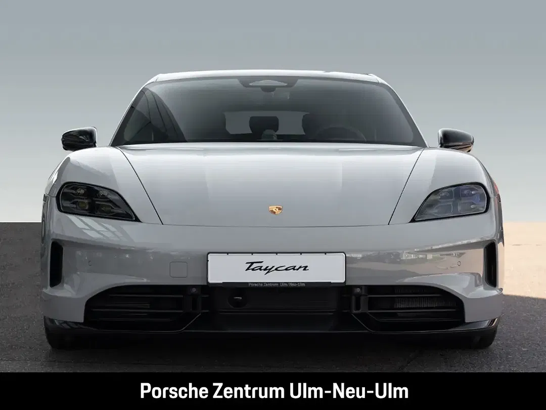 Porsche Taycan - Thumbnail 8