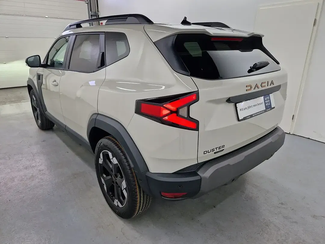 Dacia Duster - Thumbnail 2