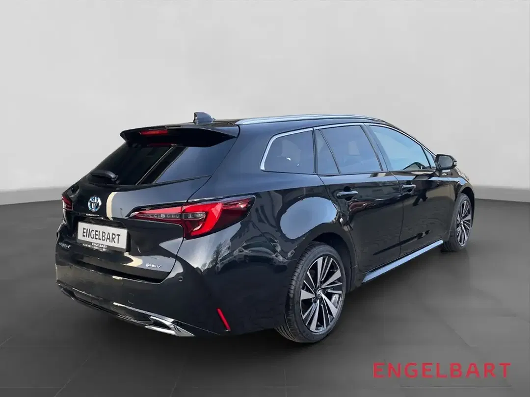 Toyota Corolla - Thumbnail 3