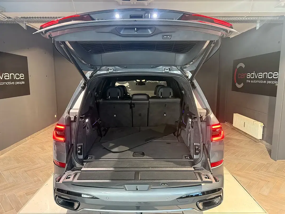 BMW X7 - Thumbnail 10