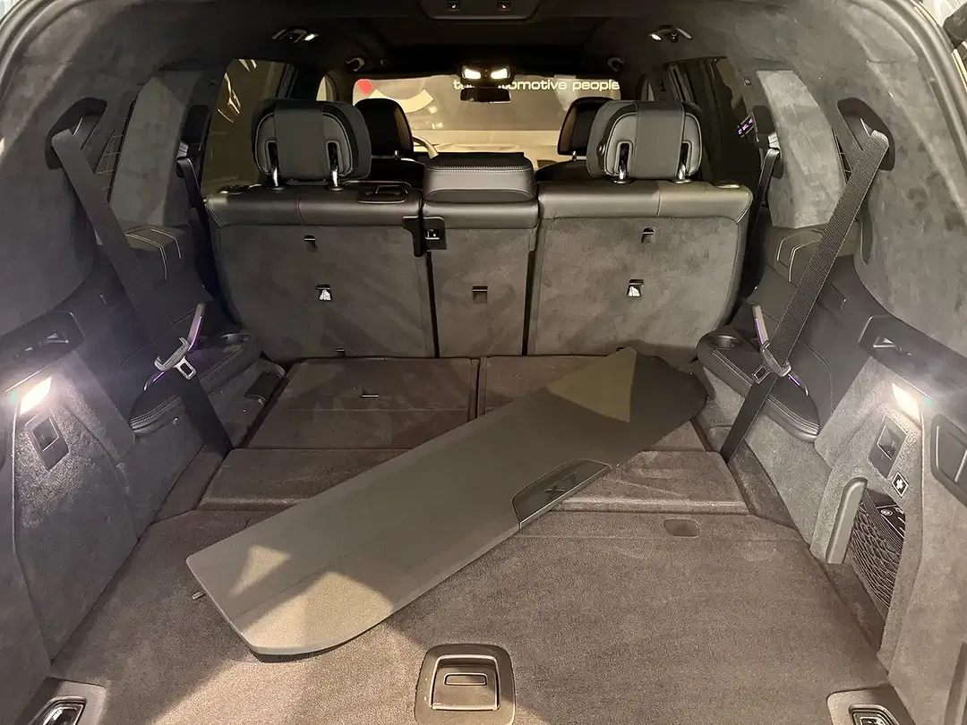 BMW X7 - Thumbnail 11