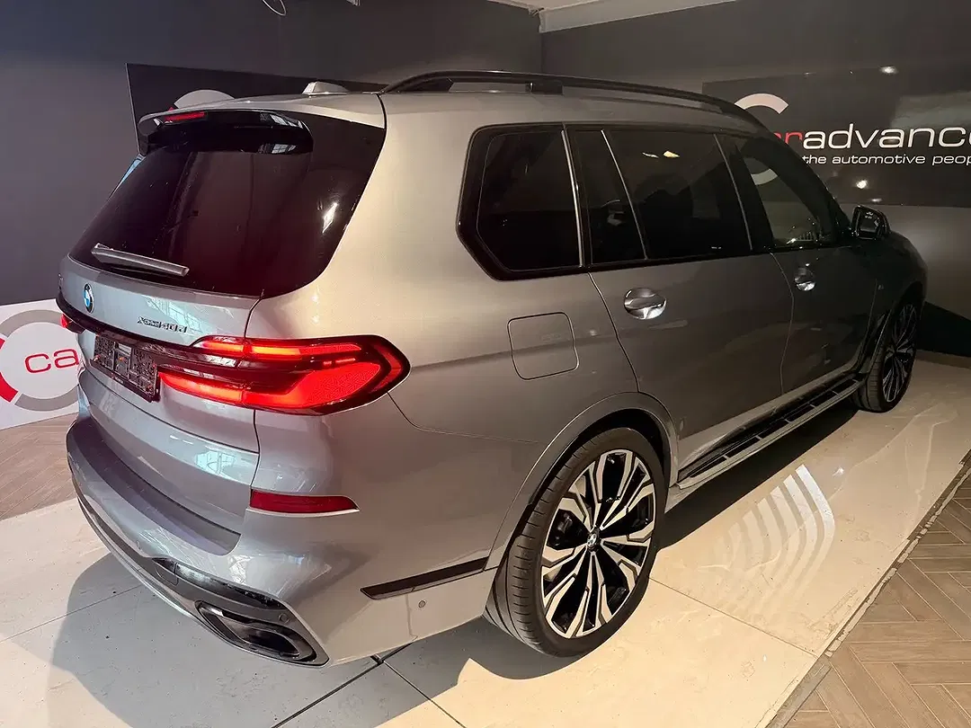 BMW X7 - Thumbnail 8
