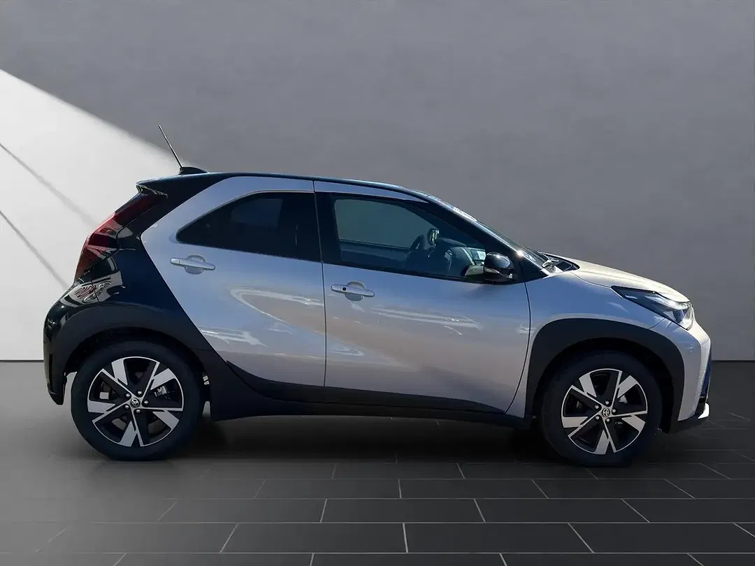 Toyota Aygo X - Thumbnail 6