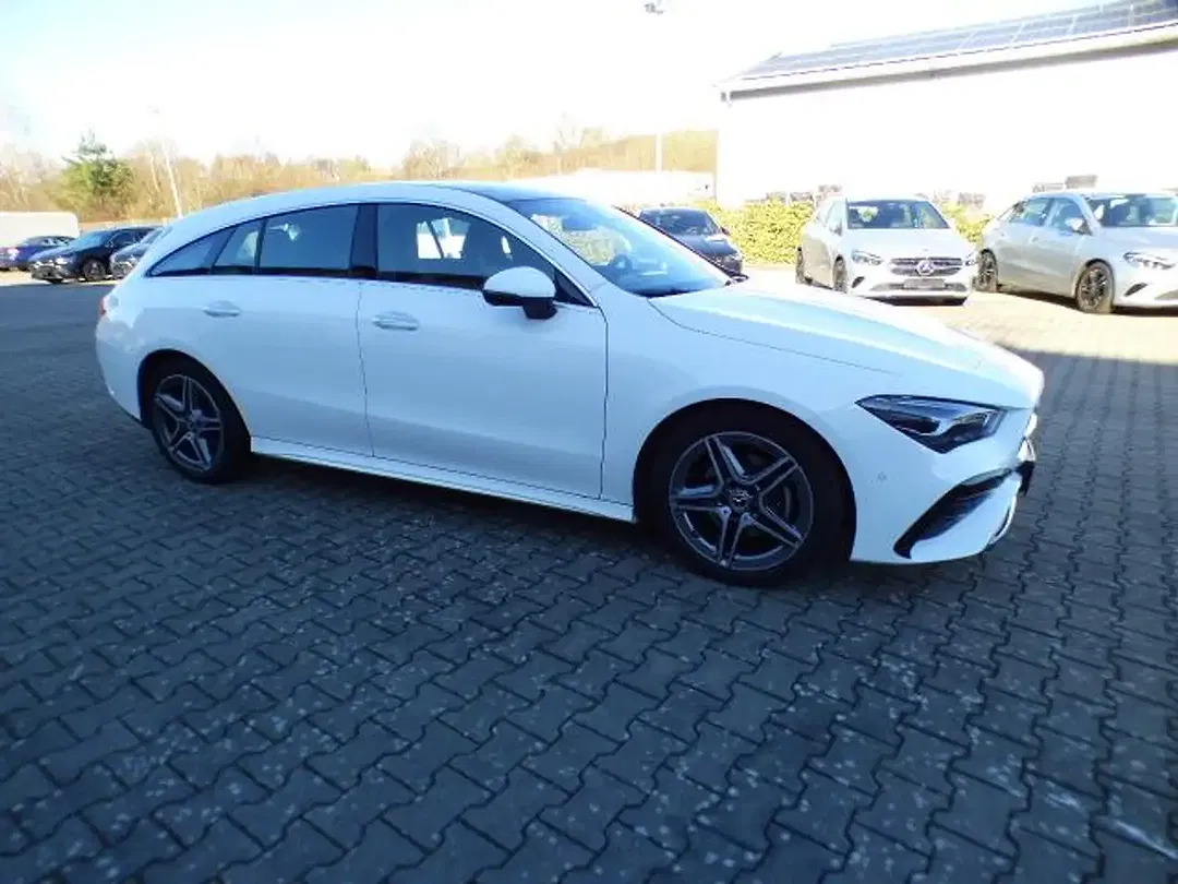 Mercedes-Benz CLA 180 - Thumbnail 10