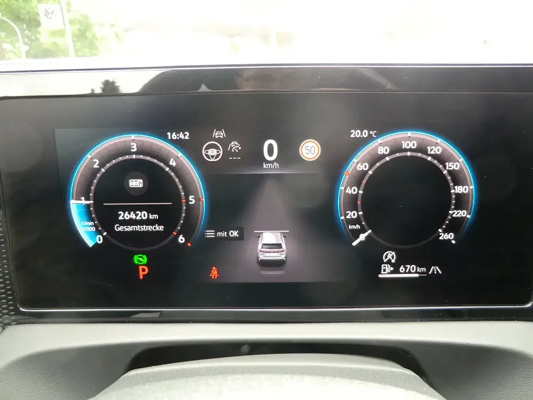 Volkswagen Tiguan - Thumbnail 14