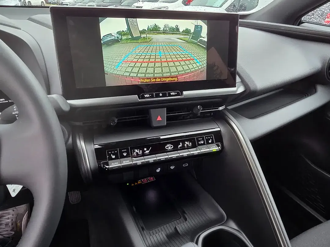 Toyota C-HR - Thumbnail 14