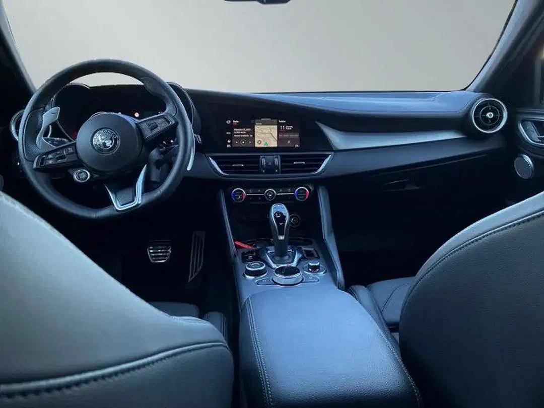Alfa Romeo Giulia - Thumbnail 13
