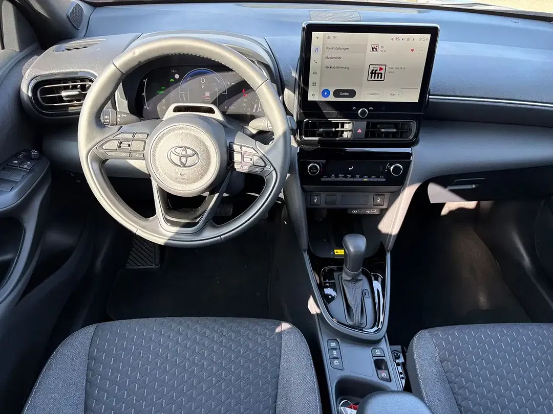 Toyota Yaris Cross - Thumbnail 5