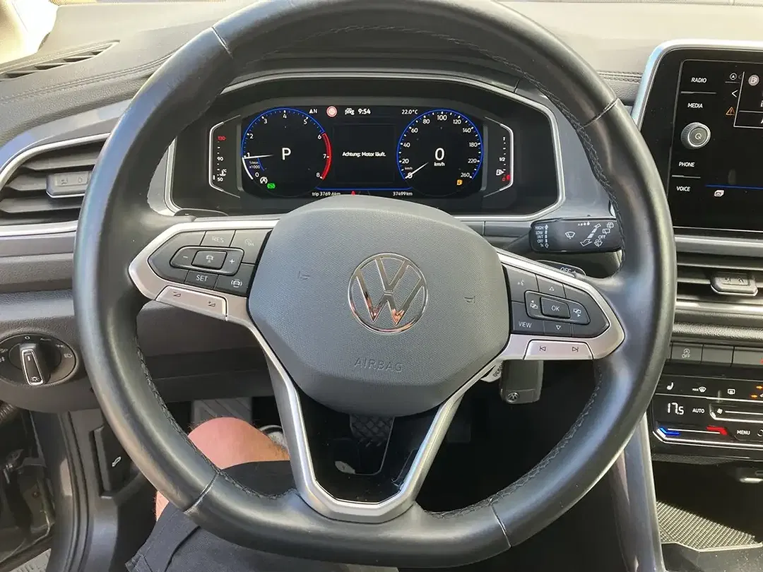 Volkswagen T-Roc - Thumbnail 12