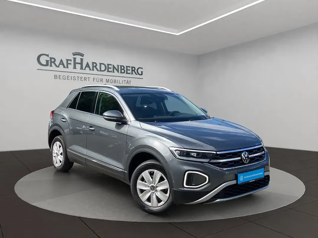 Volkswagen T-Roc - Thumbnail 8