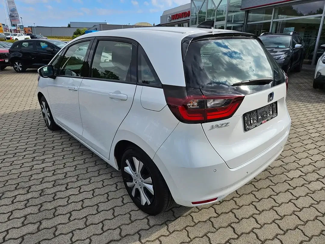 Honda Jazz - Thumbnail 4