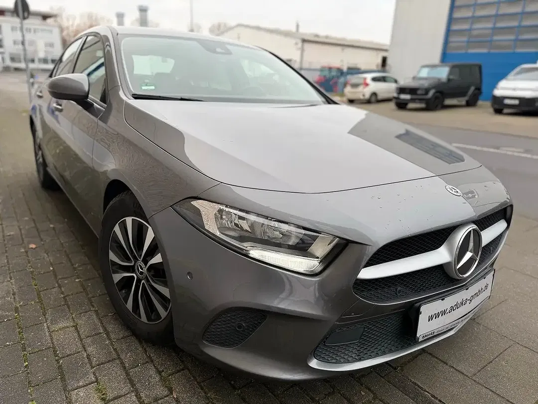 Mercedes-Benz A 180 - Thumbnail 5