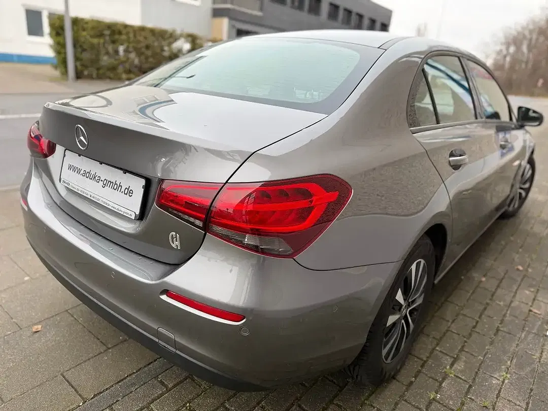 Mercedes-Benz A 180 - Thumbnail 6