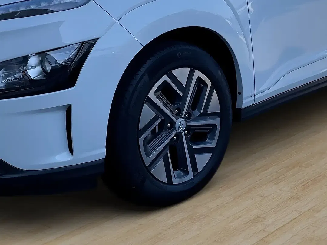 Hyundai KONA - Thumbnail 6